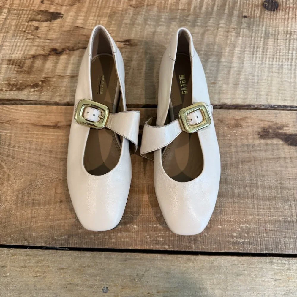 Maeve buckle mary